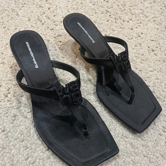 SOLD Alexander Wang Bianca Thong Sandals - Picture 2 of 4